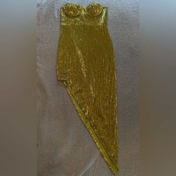 Camilo Coelho - Mackenzie Midi Dress in Limoncello - Picture 5 of 6